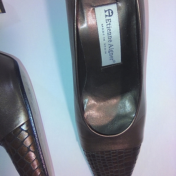 ETIENNE AIGNER, 2 toned women's leather pumps (Bronze/Gold mix) - Picture 9 of 12